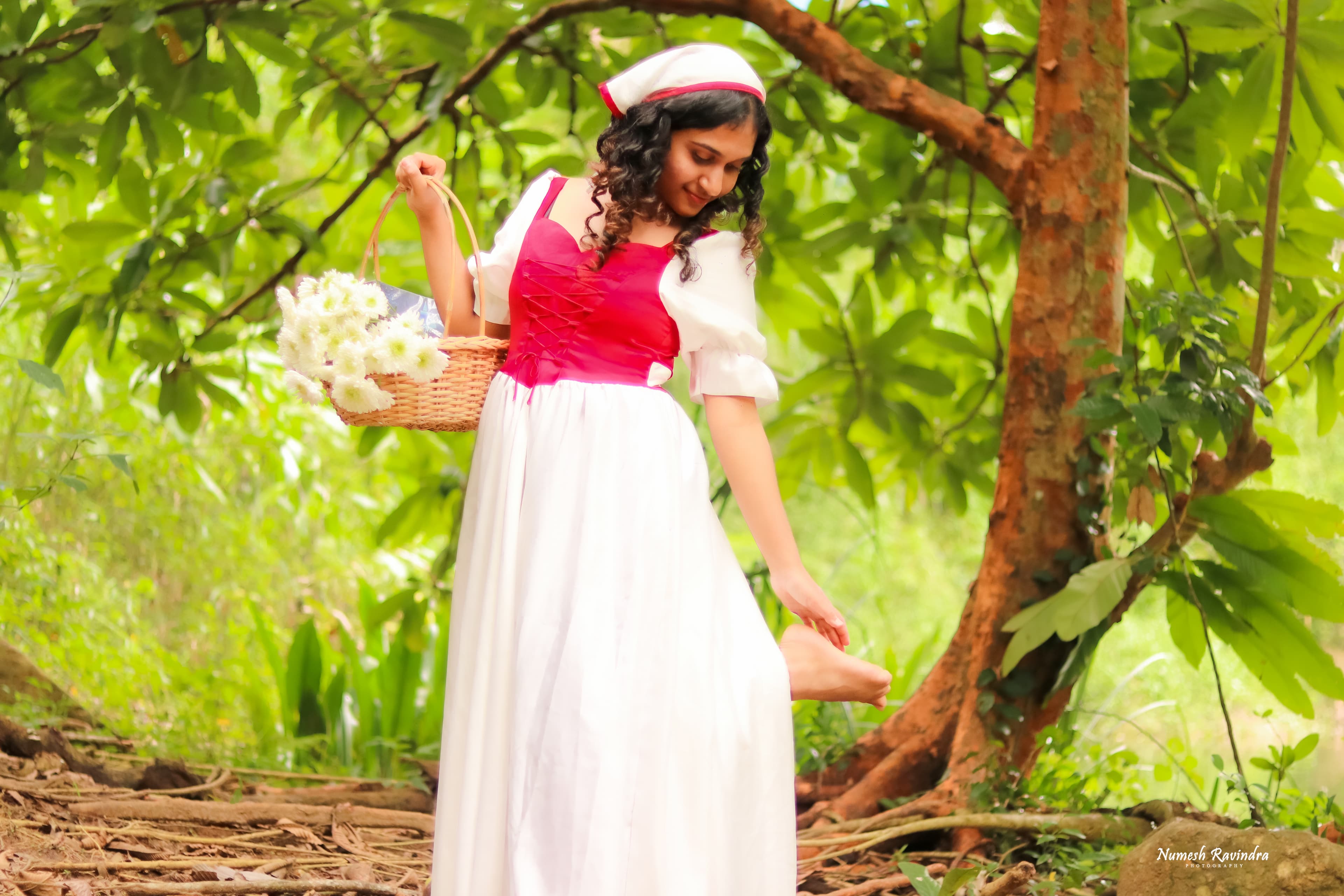 Anu Karunathilaka - Photo 9