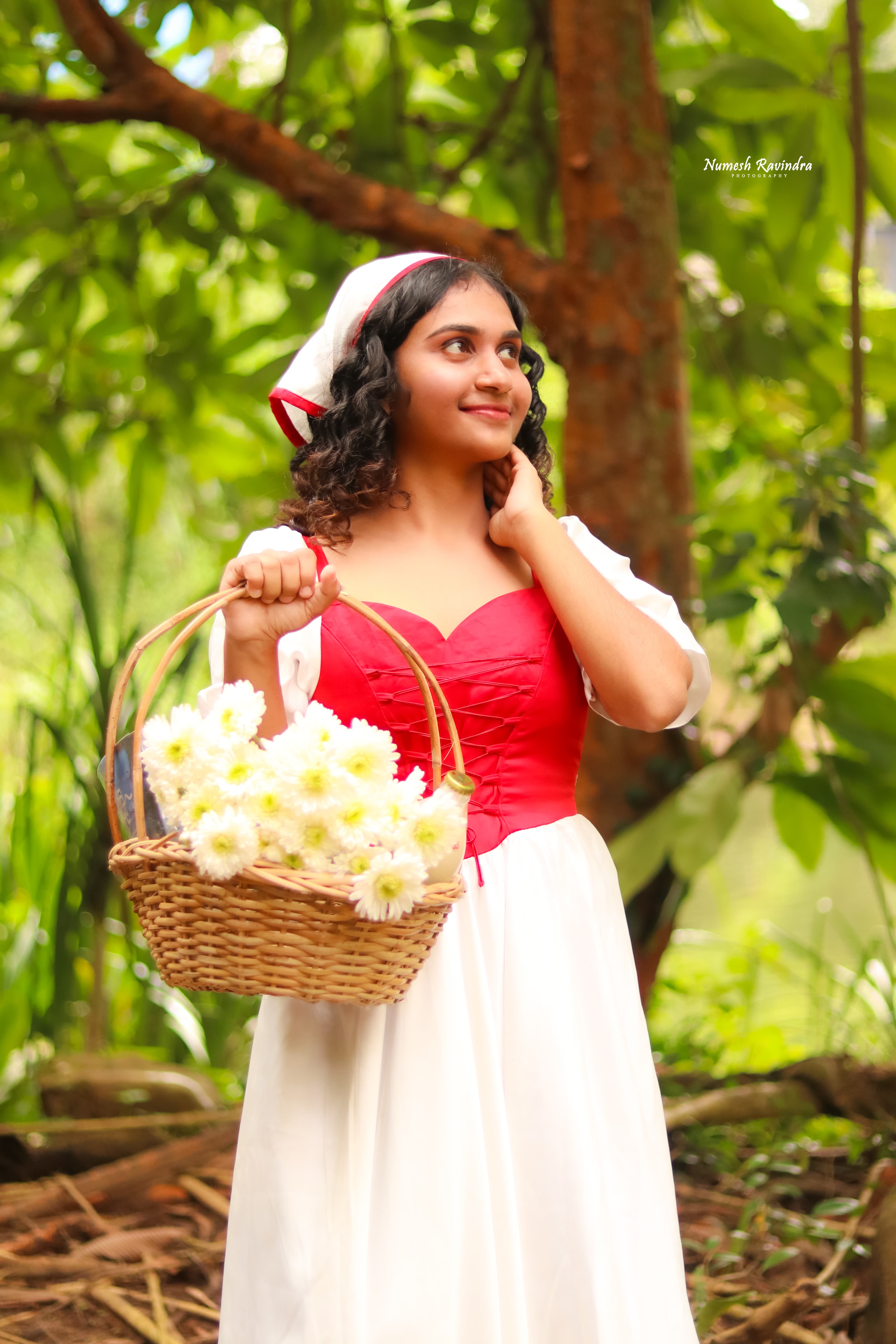 Anu Karunathilaka - Photo 10