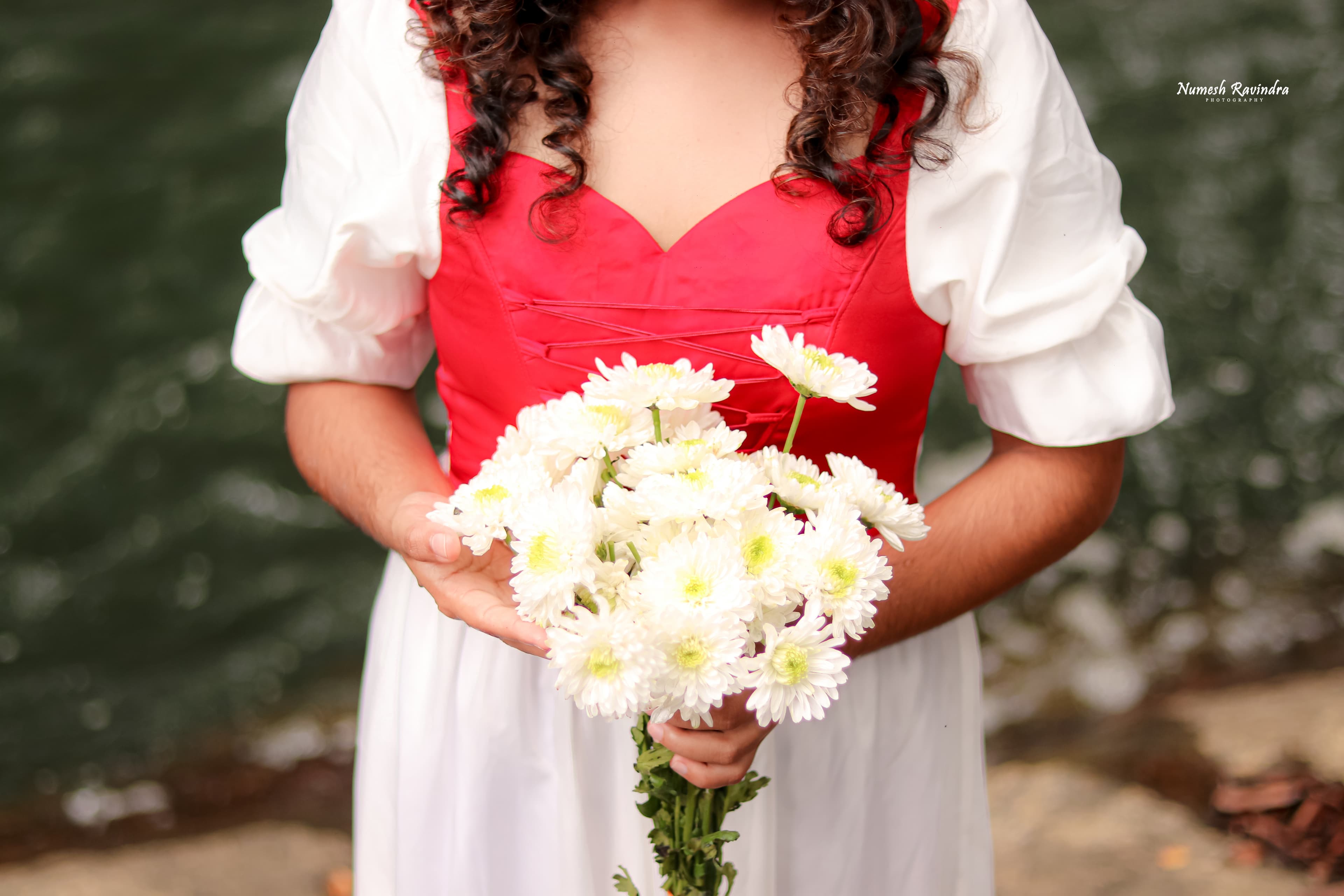 Anu Karunathilaka - Photo 13